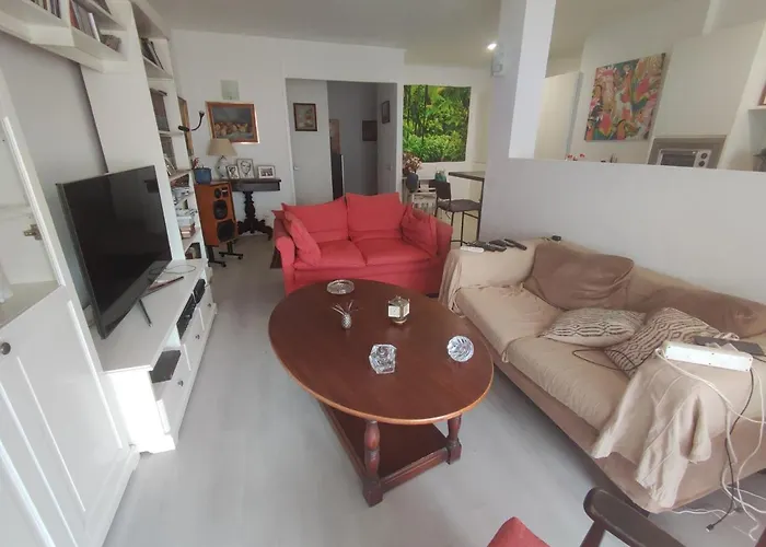 Pensionat Nice Room-terrace- Private Toilete-closer Sport Pier-optical Fiber 1 Gb