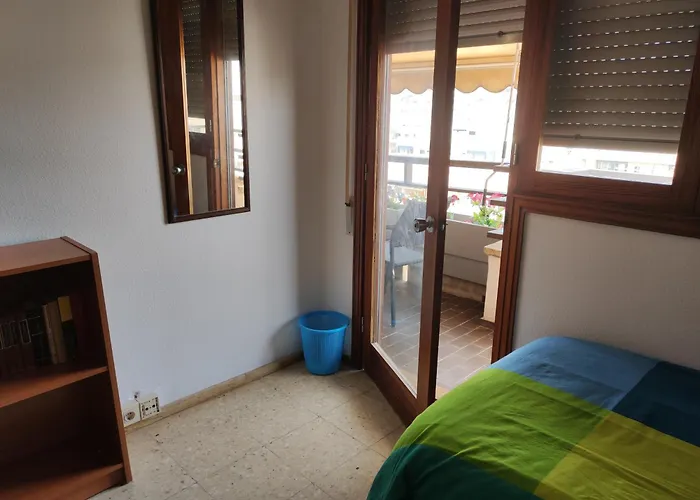 Nice Room-terrace- Private Toilete-closer Sport Pier-optical Fiber 1 Gb Pensionat