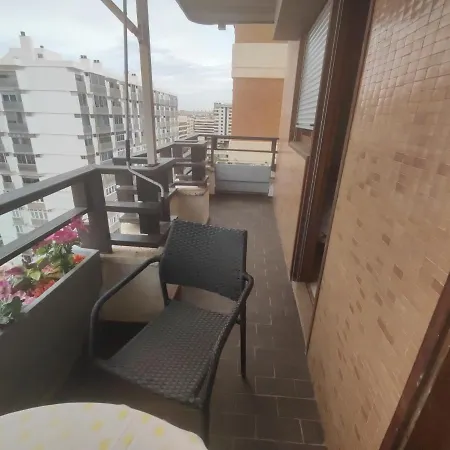 Nice Room-terrace- Private Toilete-closer Sport Pier-optical Fiber 1 Gb Гостевой дом