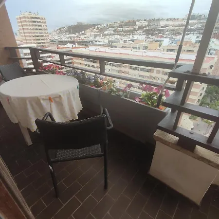 Nice Room-terrace- Private Toilete-closer Sport Pier-optical Fiber 1 Gb Guest house *