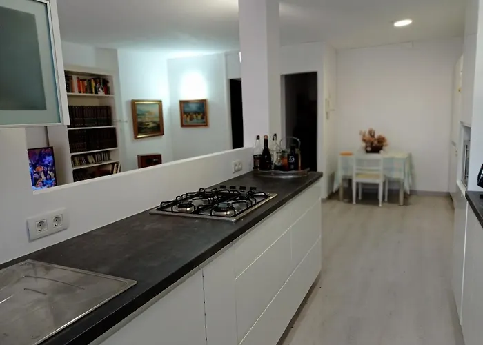 Nice Room-terrace- Private Toilete-closer Sport Pier-optical Fiber 1 Gb