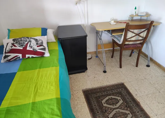 Nice Room-terrace- Private Toilete-closer Sport Pier-optical Fiber 1 Gb לאס פאלמס דה גראן קנאריה