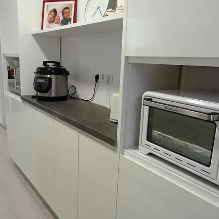 Affittacamere Nice Room-terrace- Private Toilete-closer Sport Pier-optical Fiber 1 Gb